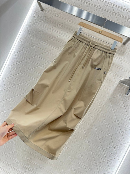 C 25 new product Slit drawstring skirt