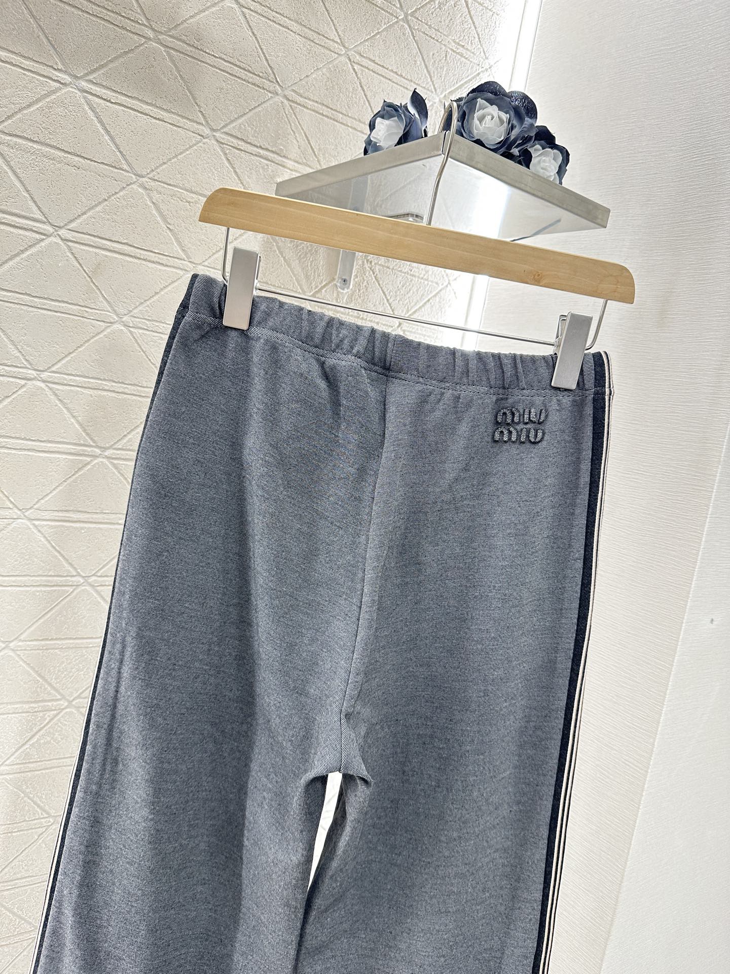 M 2025 new products Web trousers