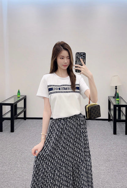 D 2025 new product Short-sleeved skirt suit