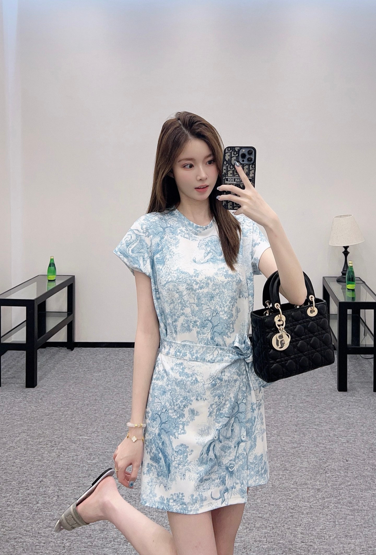 D 2025 new product Lace-up dress