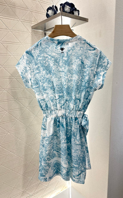 D 2025 new product Lace-up dress