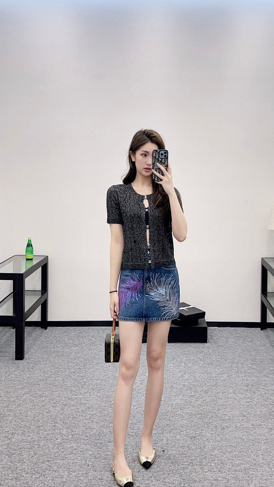 C 25 new product Rhinestone button cardigan