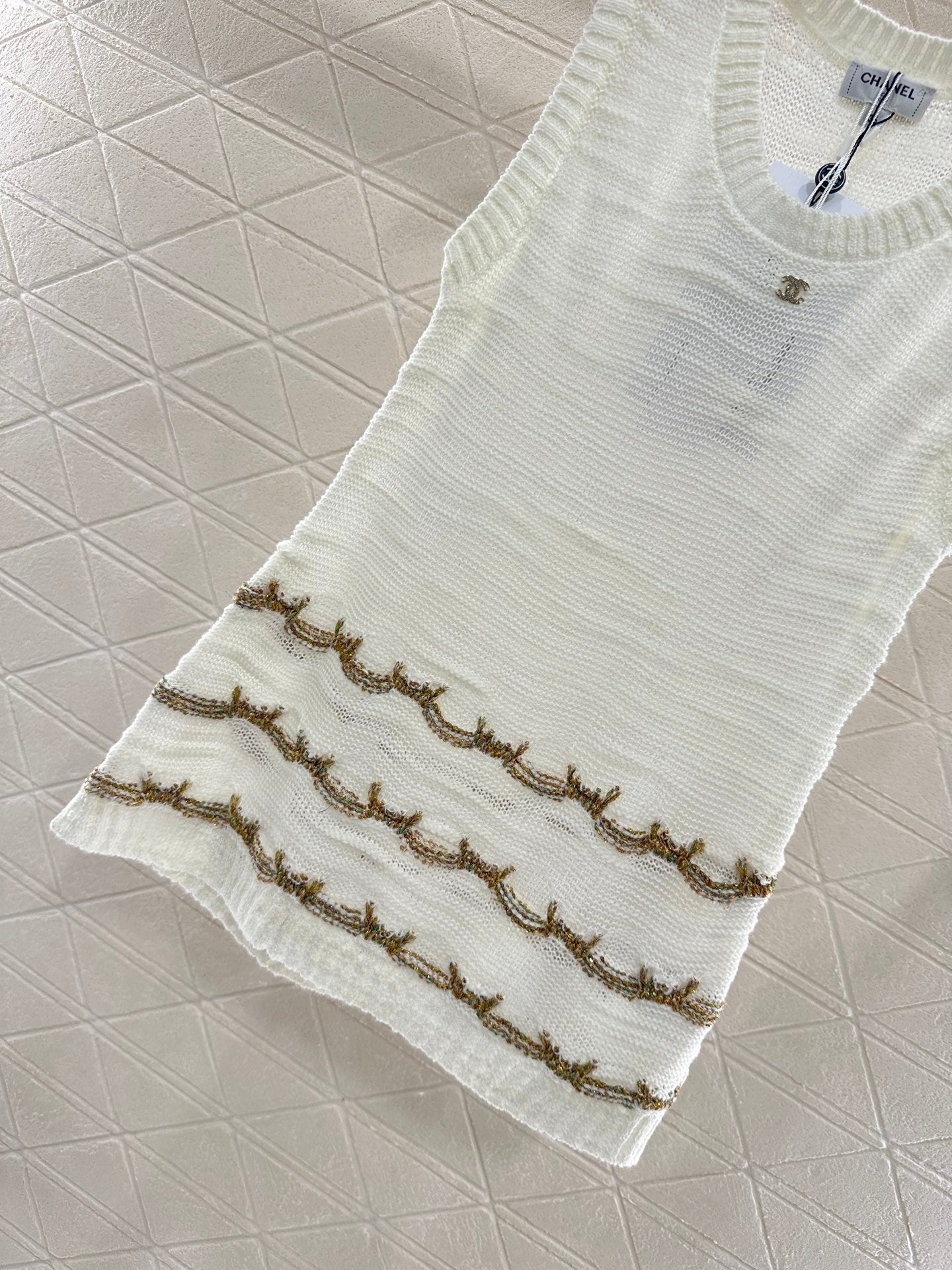 C 25 new product Embroidered knitted vest
