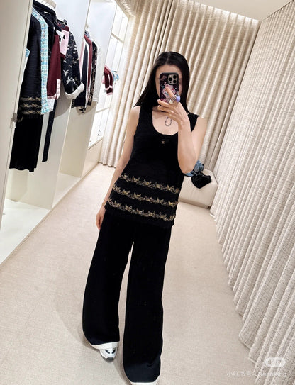 C 25 new product Embroidered knitted vest
