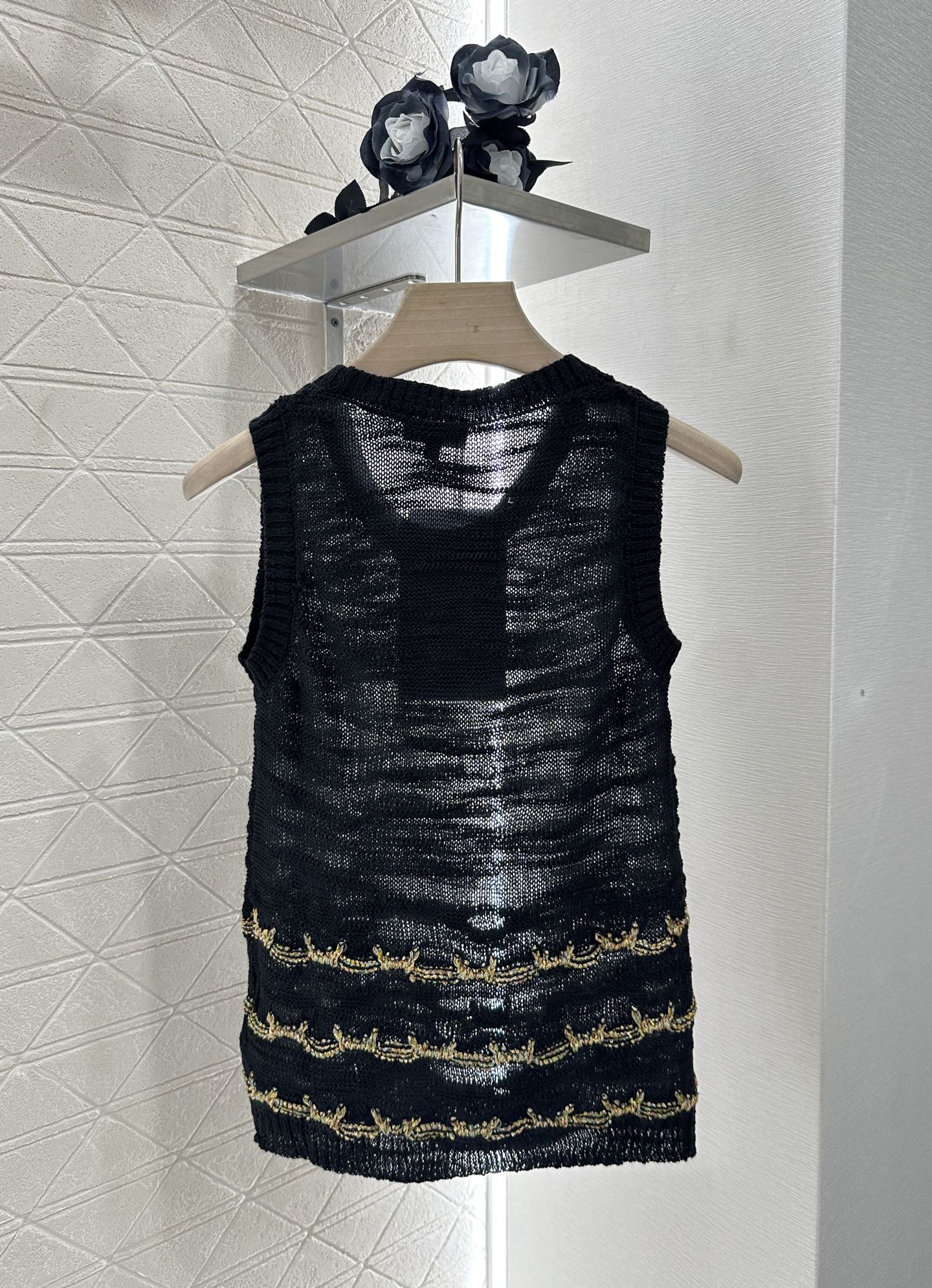 C 25 new product Embroidered knitted vest