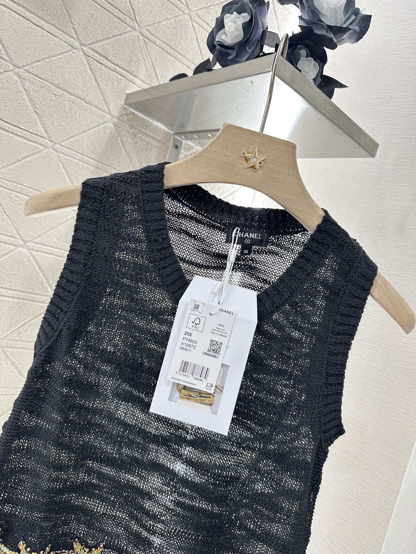 C 25 new product Embroidered knitted vest