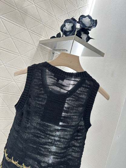 C 25 new product Embroidered knitted vest