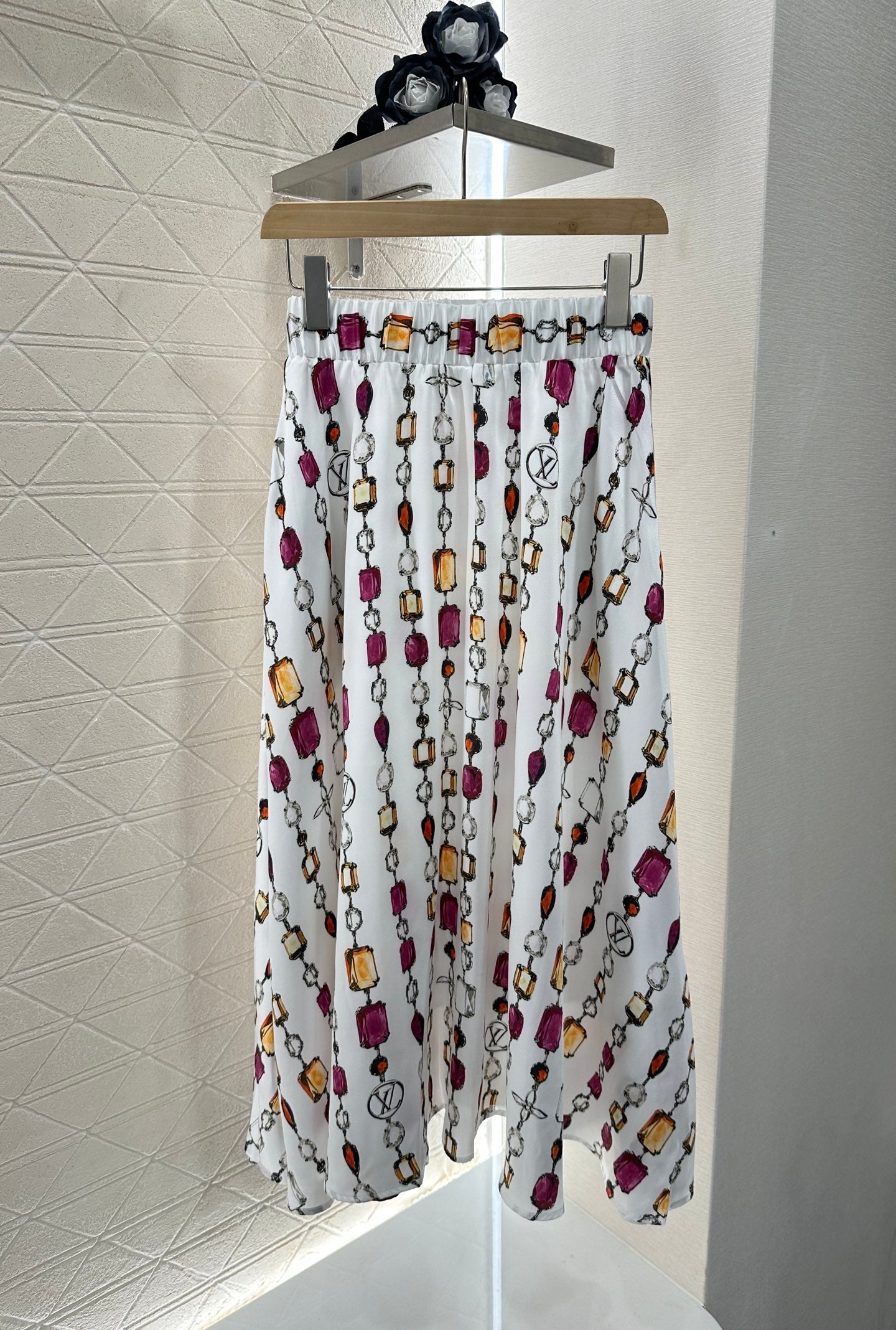 L 25 new product Printed gemstone skirt