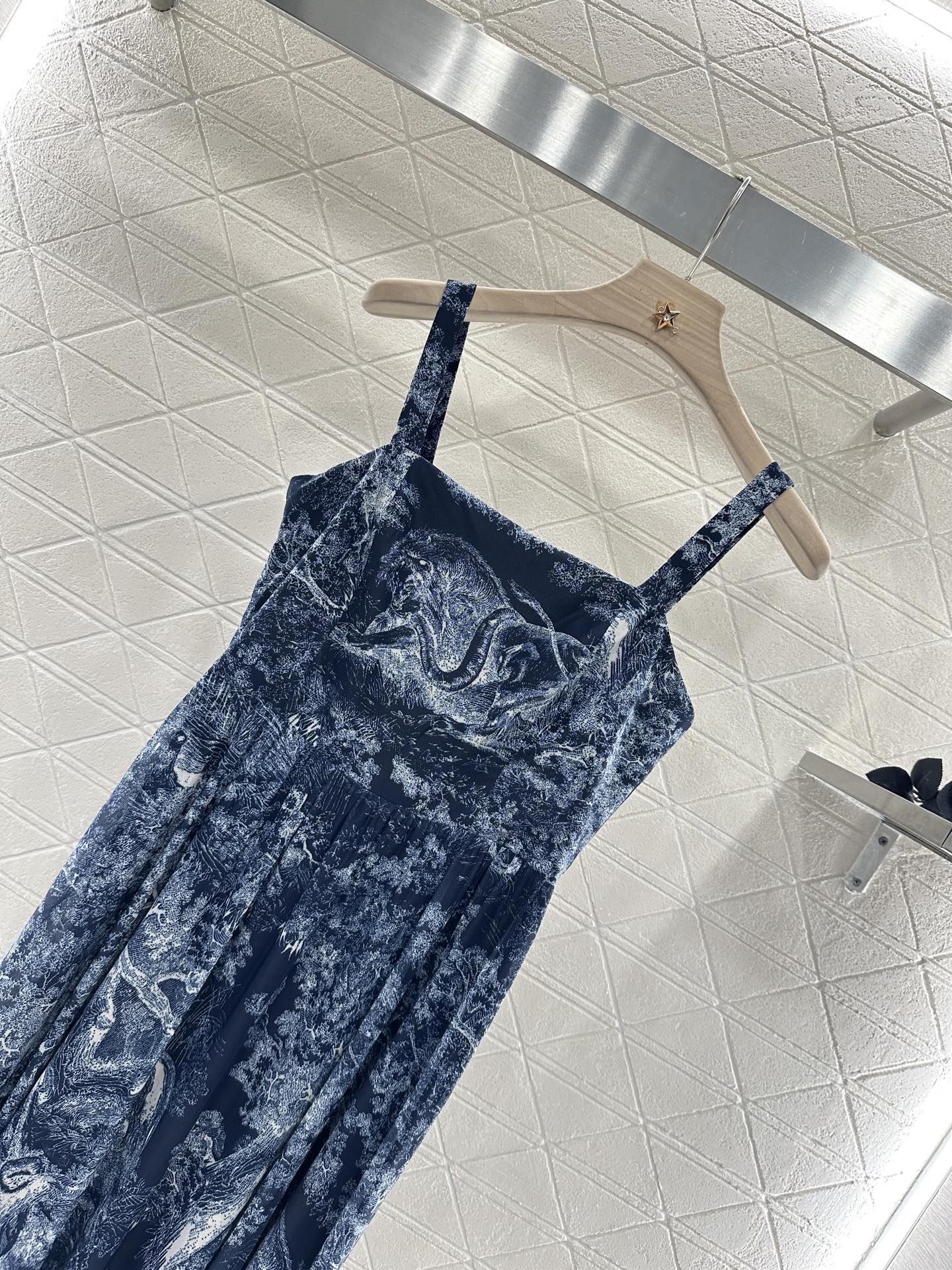 D 25 new product Suspender dress