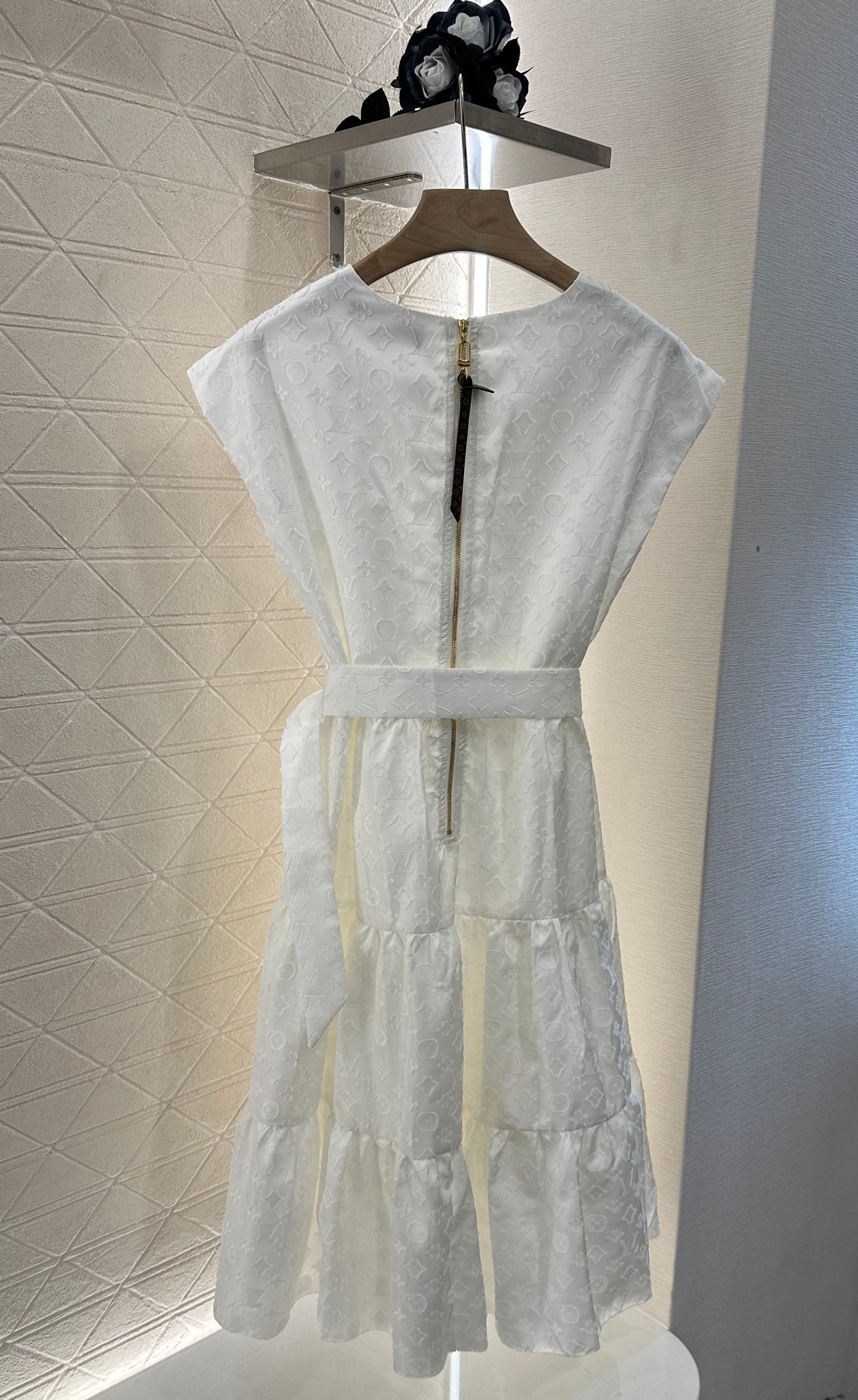 L 25 new arrival Belt sleeveless dress