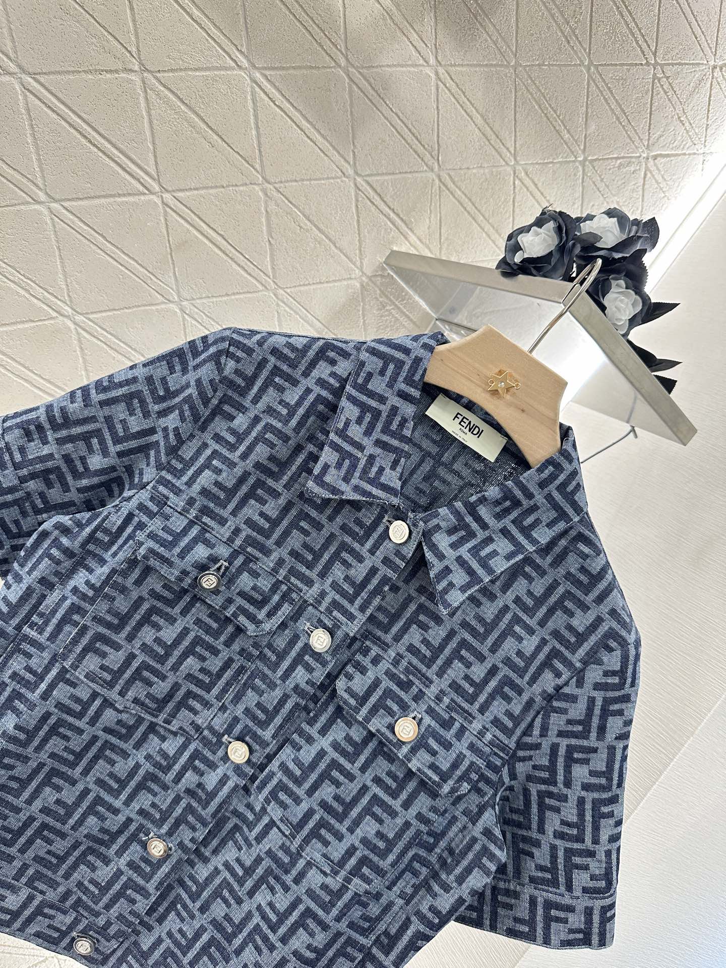 F 2025 new products Jacket and shorts set