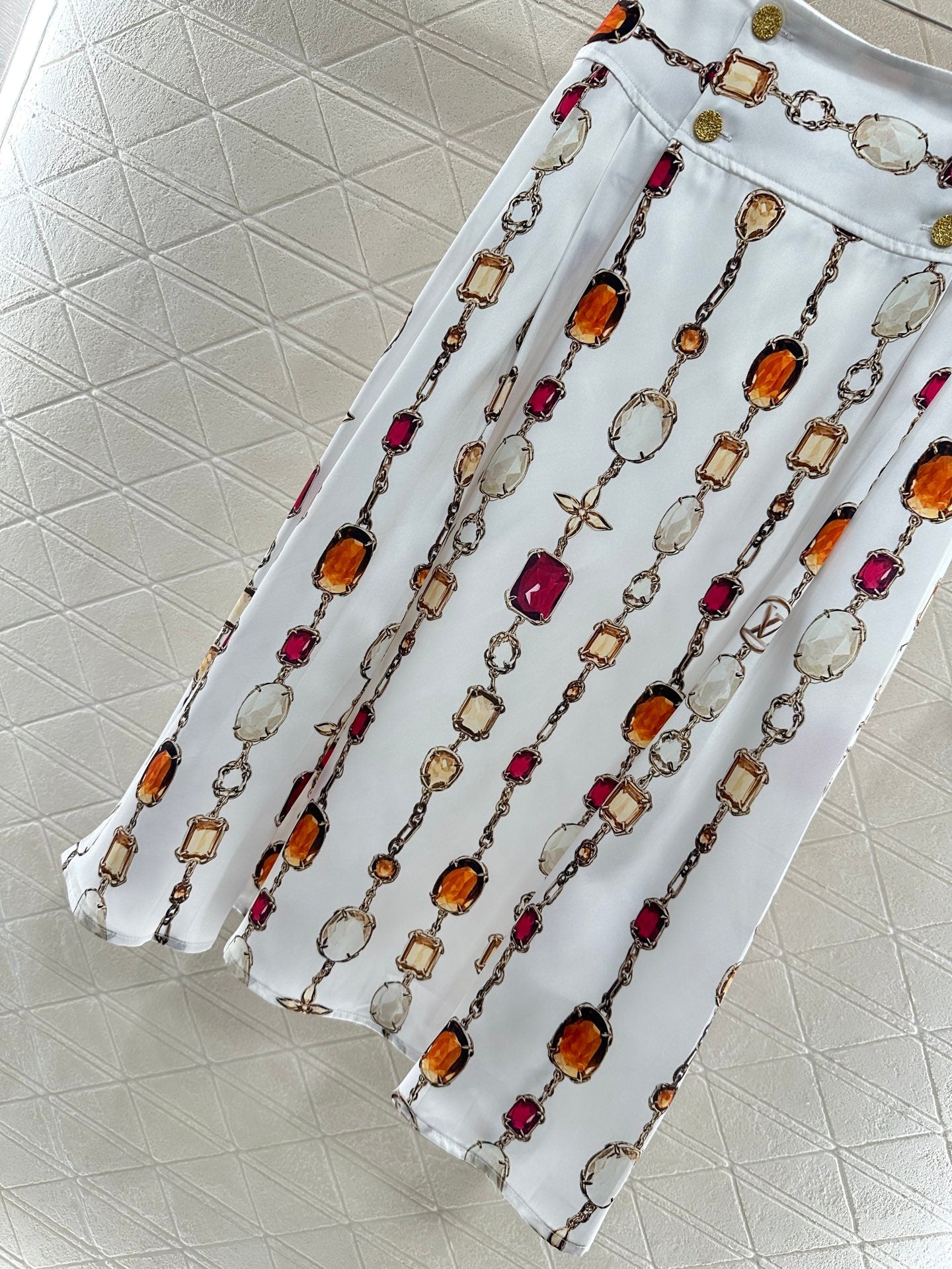 L 2025 new products Shirt and skirt suit