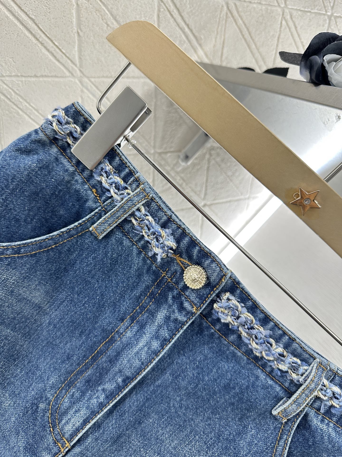 C 2025 new product Denim skirt with hem