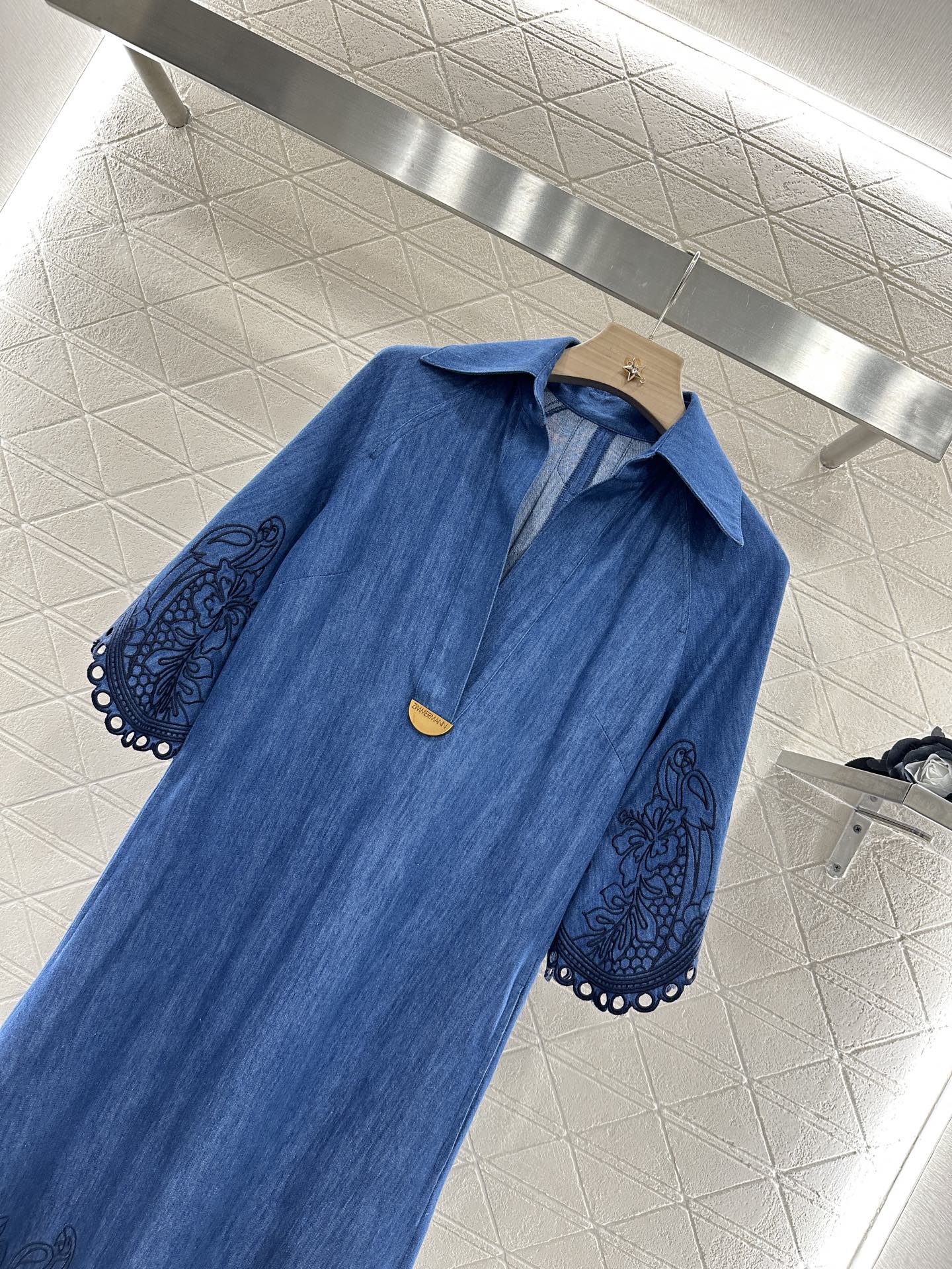 Z New Arrival Embroidered Denim Dress
