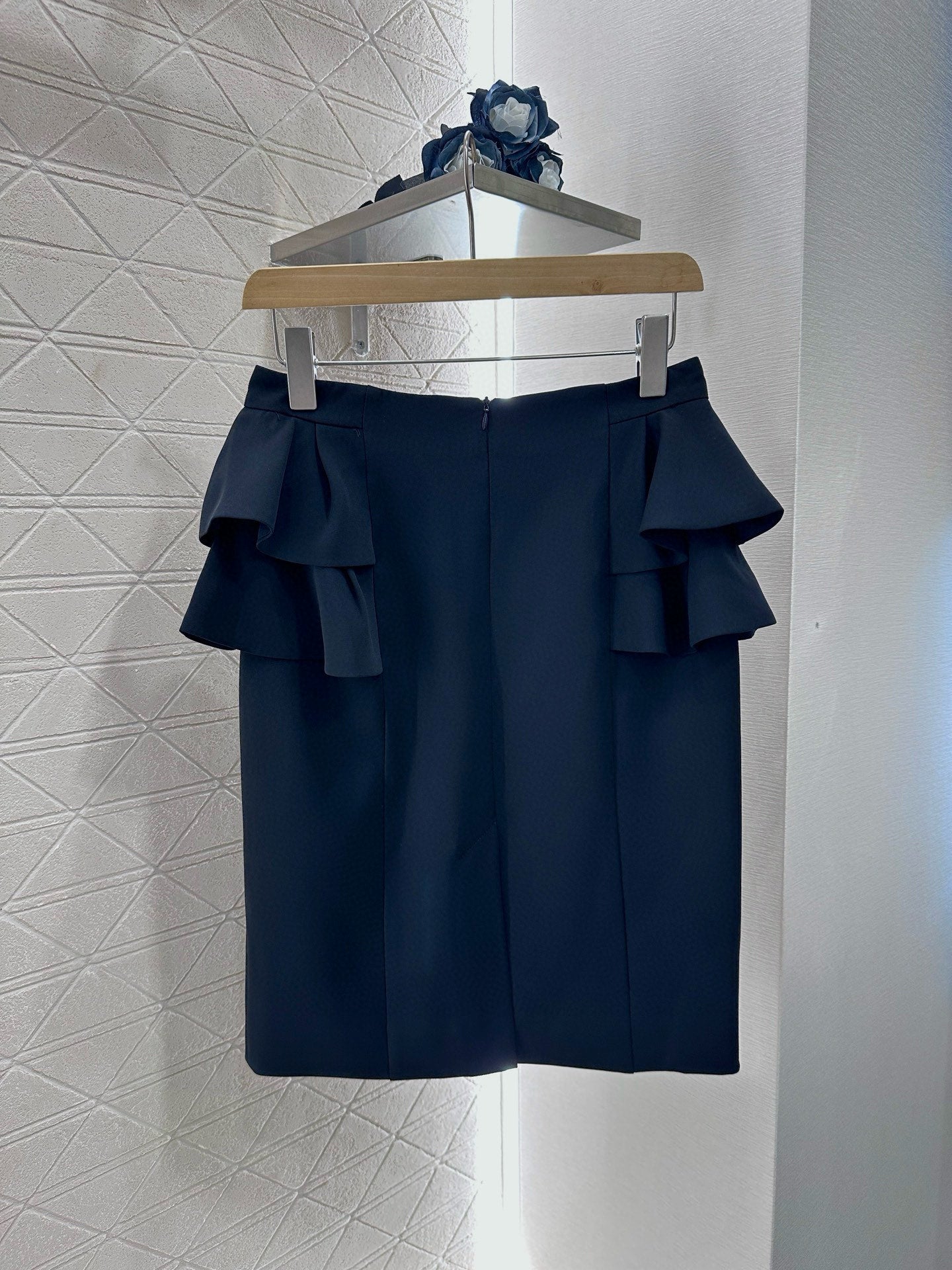 V 2025 new products Skirt suit