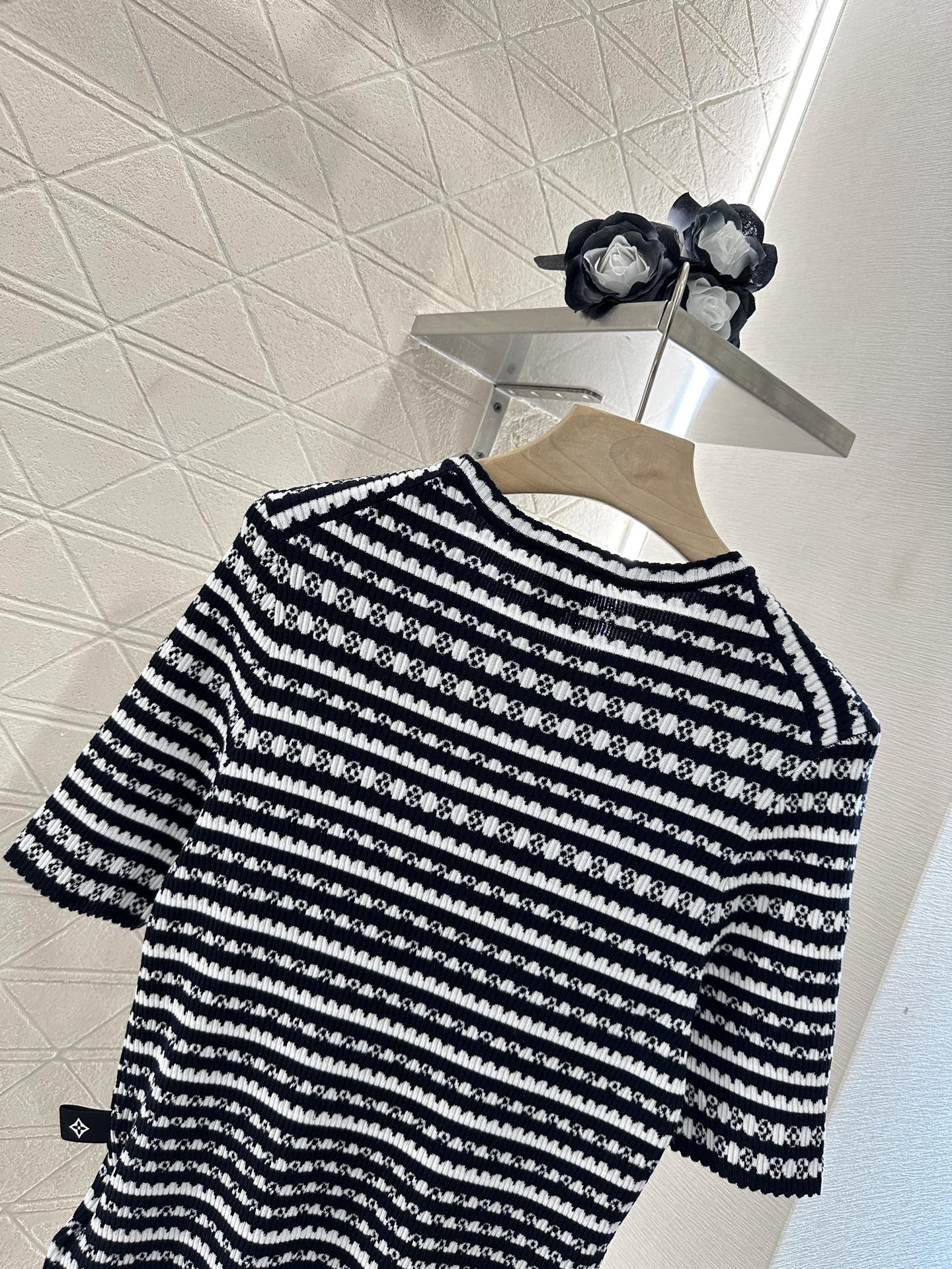 L 2025 new products Knitted short sleeves