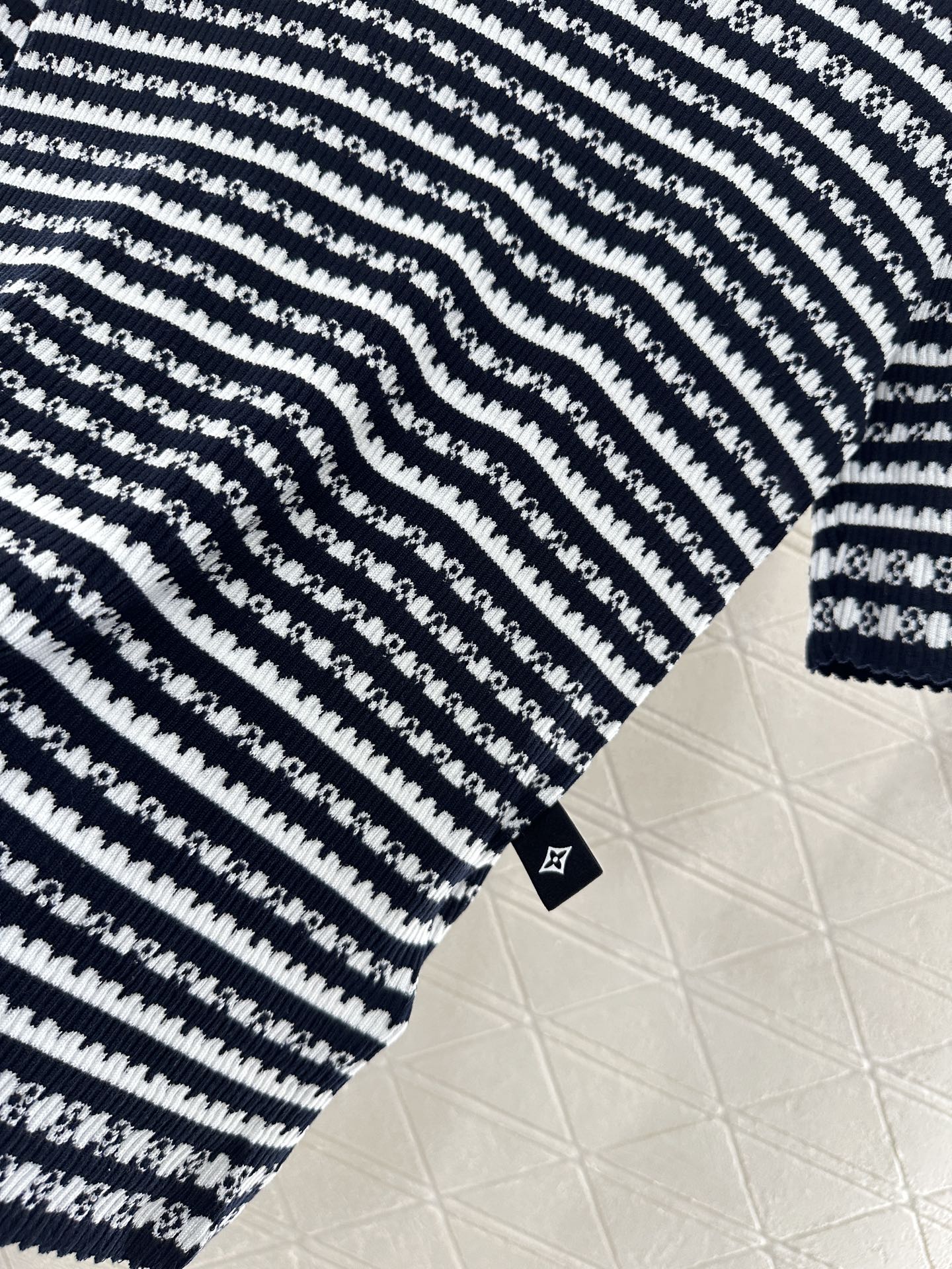 L 2025 new products Knitted short sleeves