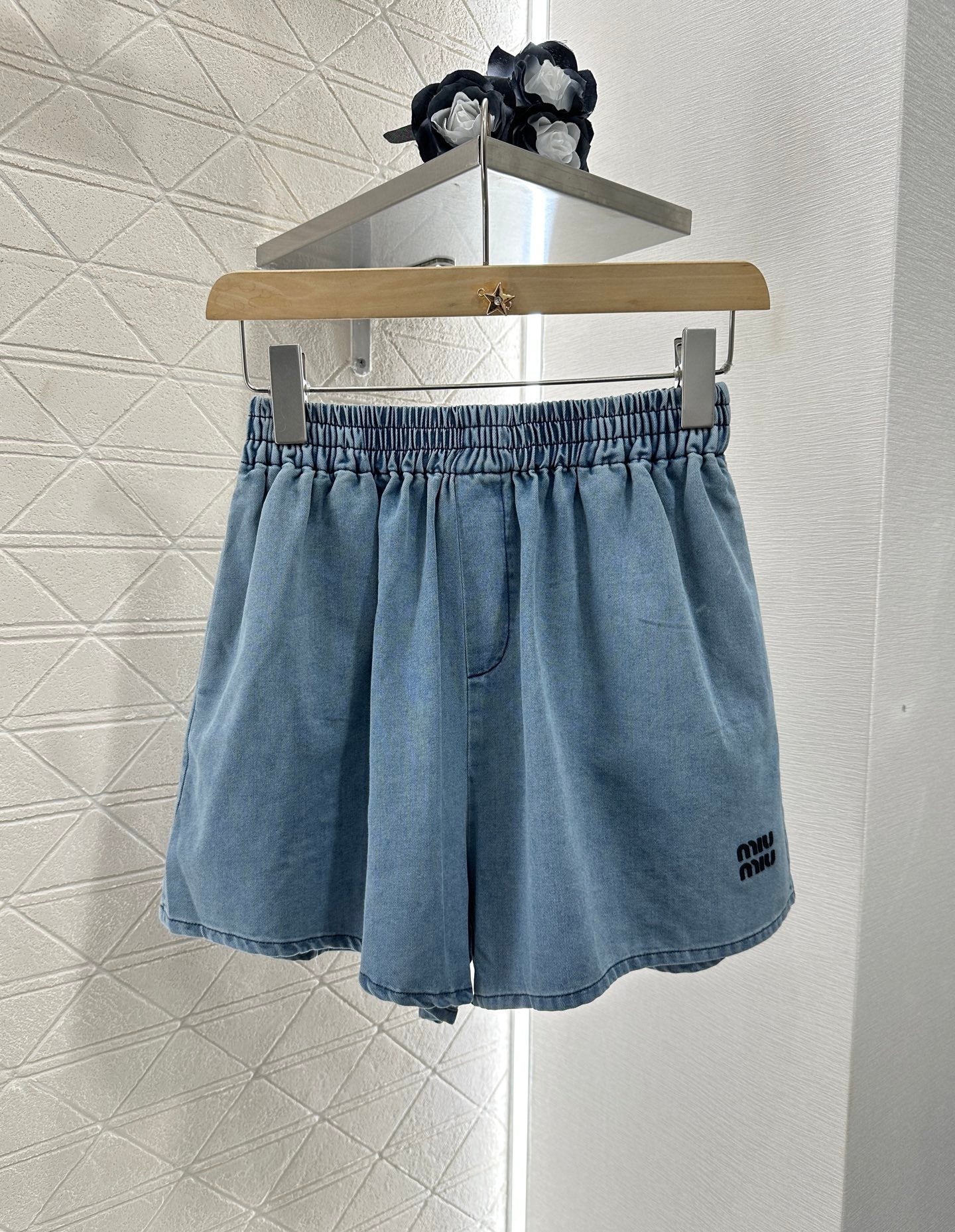 M 2025 Neuheiten Shirt und Shorts Set 