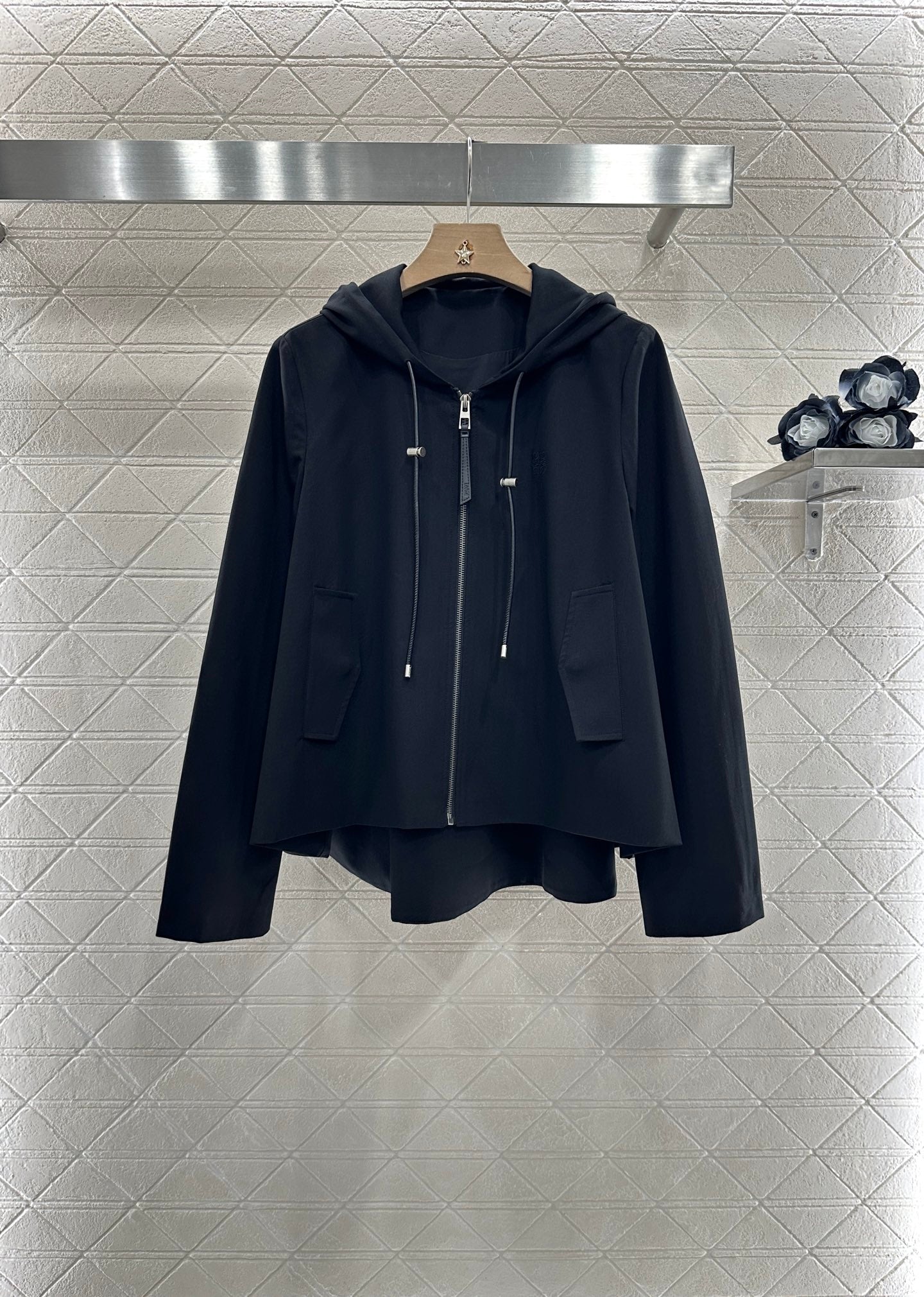Lo 2025 new products Jacket and shorts set