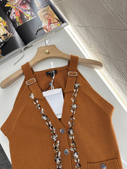 C 2025 new products Vest