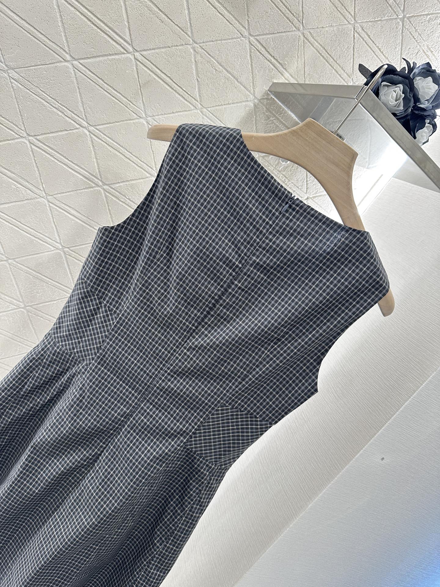 M 2025 new product Plaid lace vest skirt