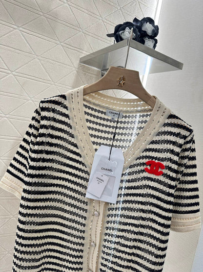 C 2025 new product Knitted short-sleeved cardigan