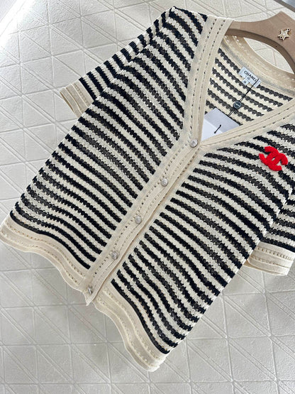 C 2025 new product Knitted short-sleeved cardigan