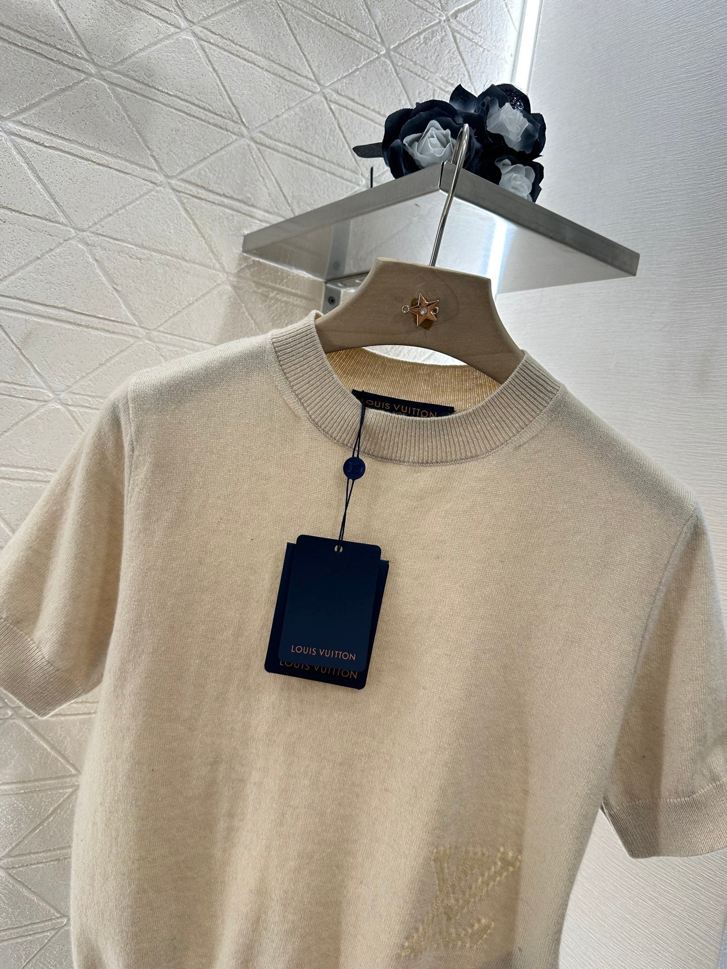 L 2025 new products Embroidered knitted short sleeves