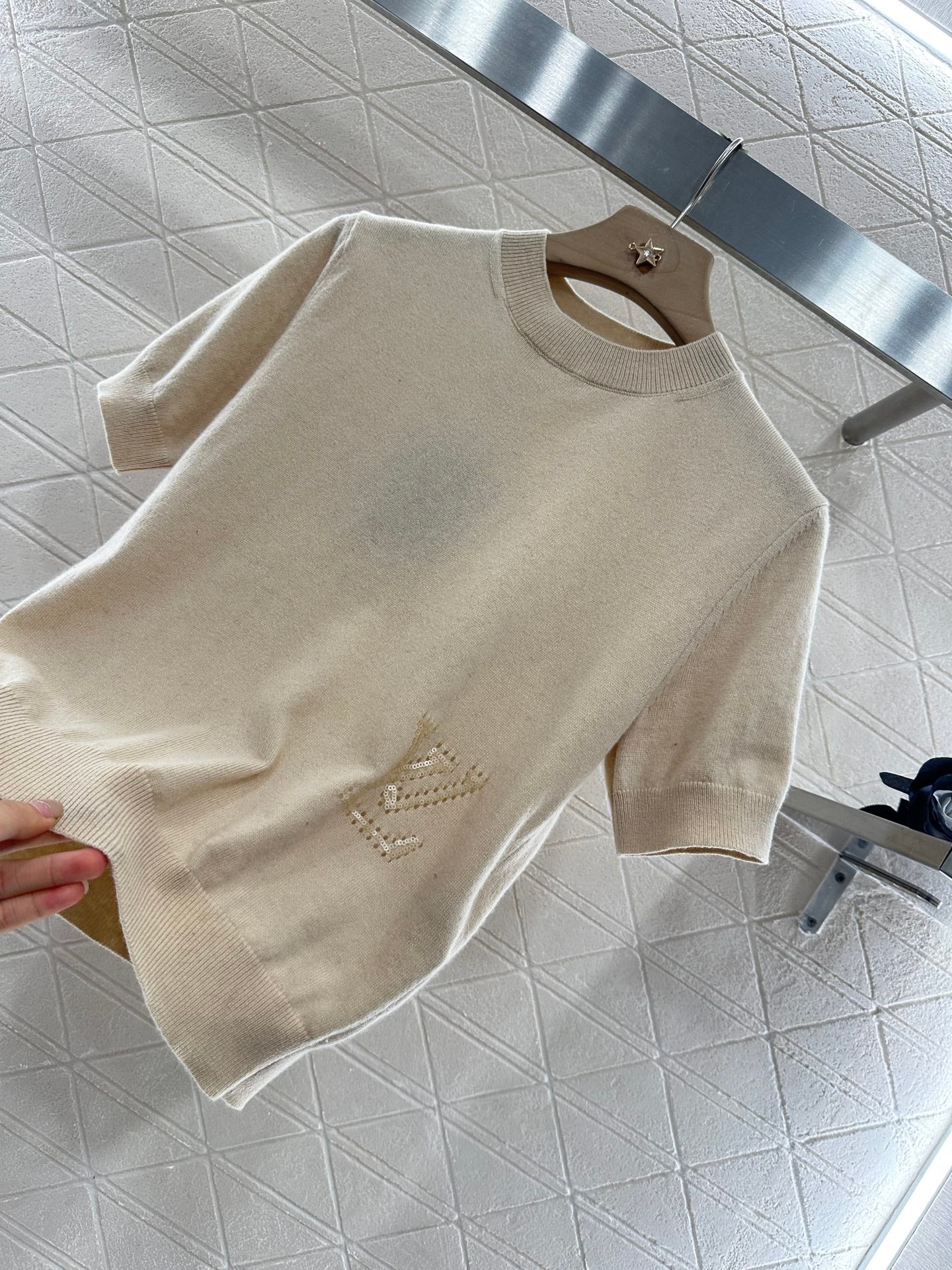 L 2025 new products Embroidered knitted short sleeves