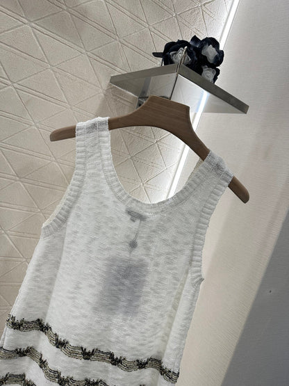 C 2025 new product Embroidered knitted vest