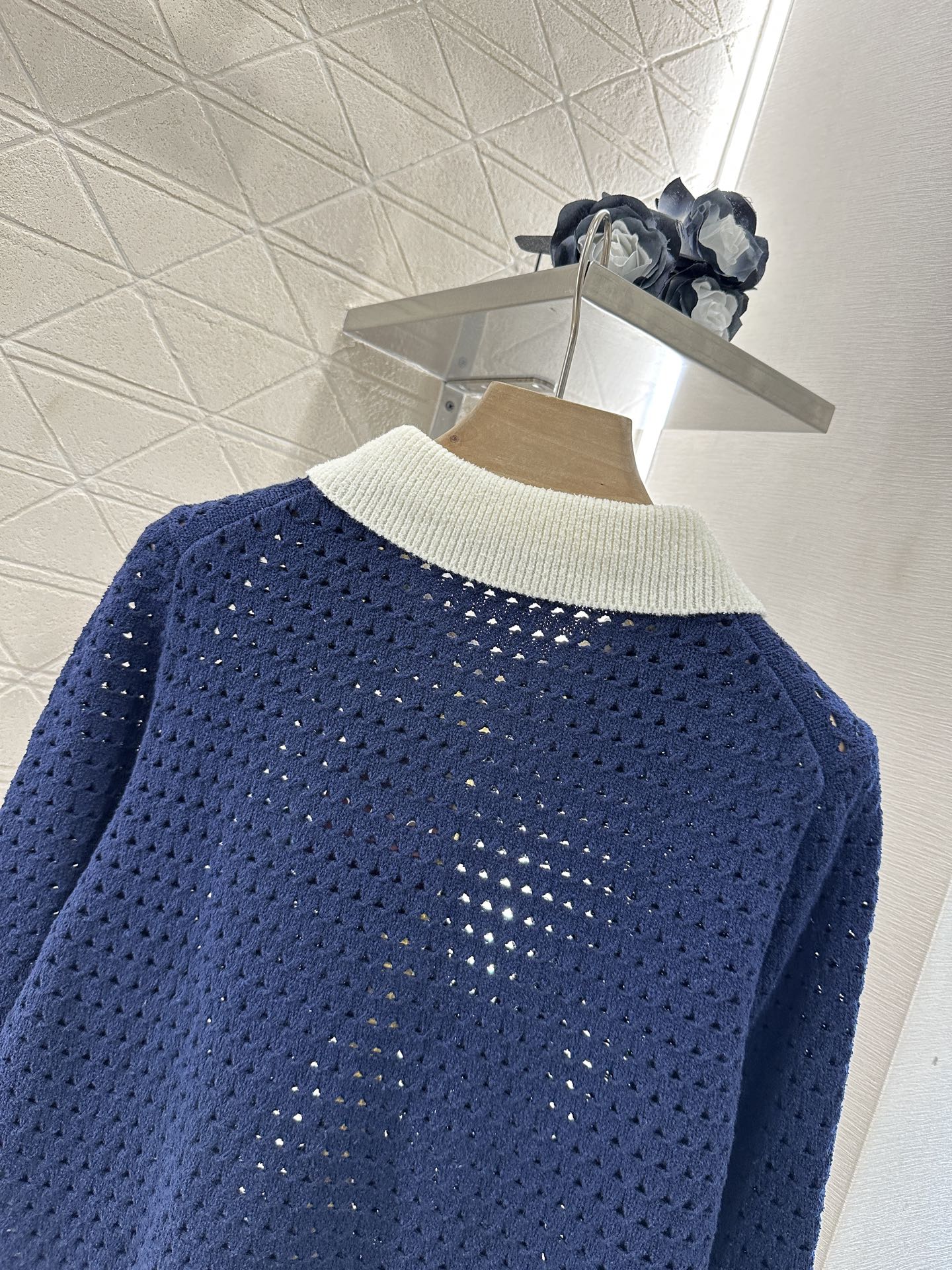 G 2025 new product Hollow knitted cardigan