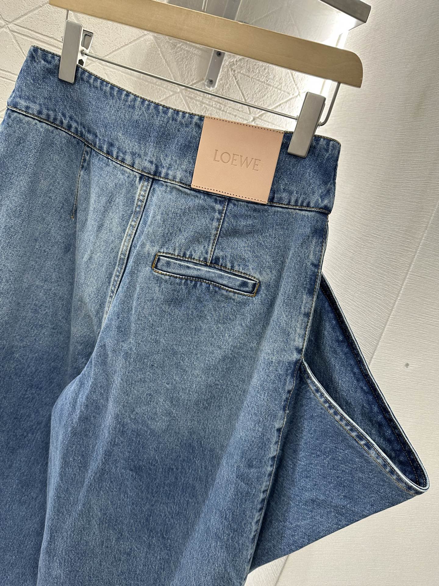 Lo 2025 new product Super cool denim cropped pants