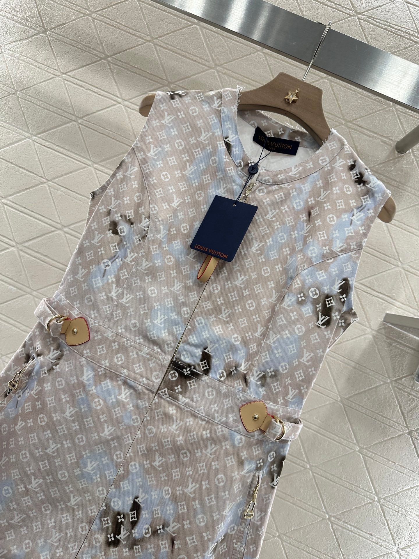 L 2025 new product Printed gradient vest dress