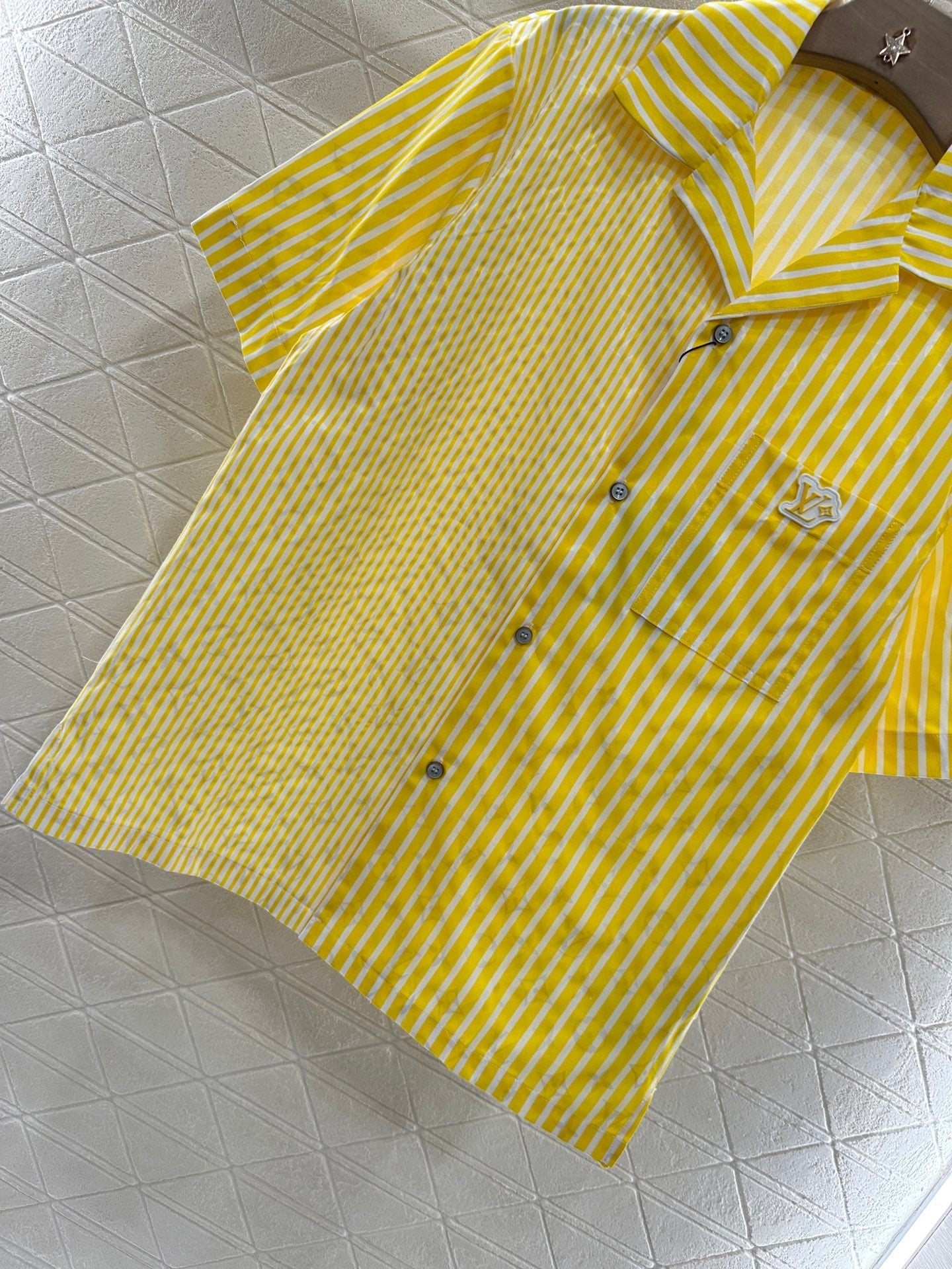 L 2025 new products Short-sleeved shirt