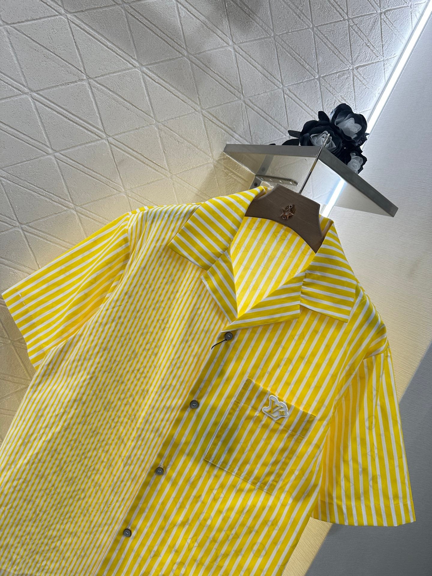 L 2025 new products Short-sleeved shirt