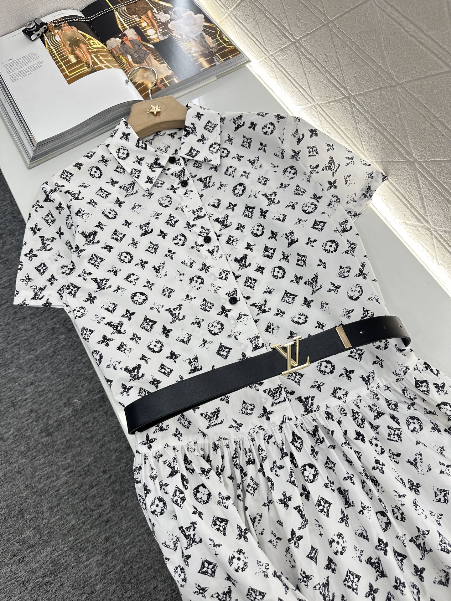 L 2025 new product Short-sleeved dress