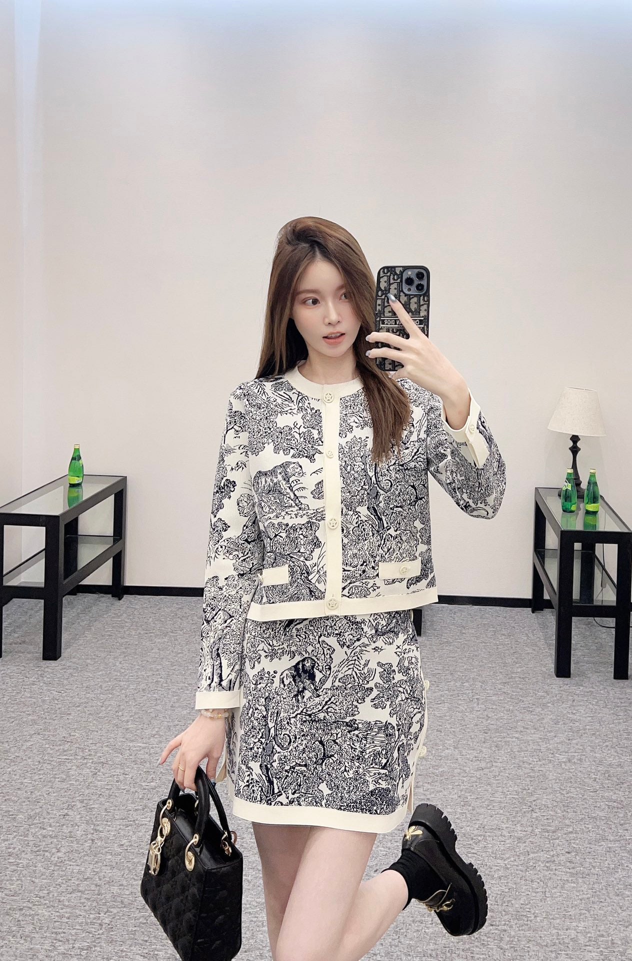 D 2025 new products Short skirt suit