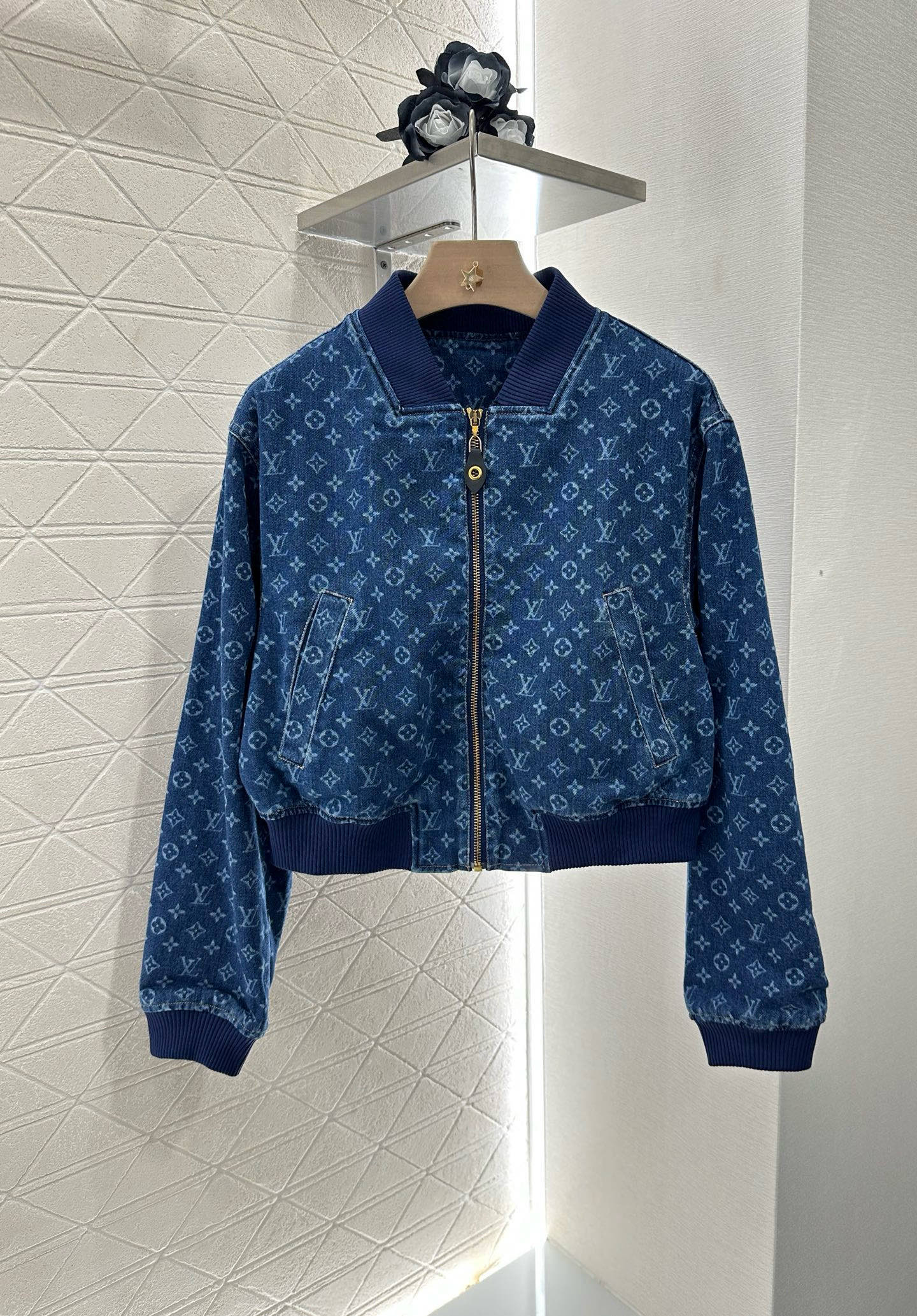 L  2025 new products Shirt and skirt suit