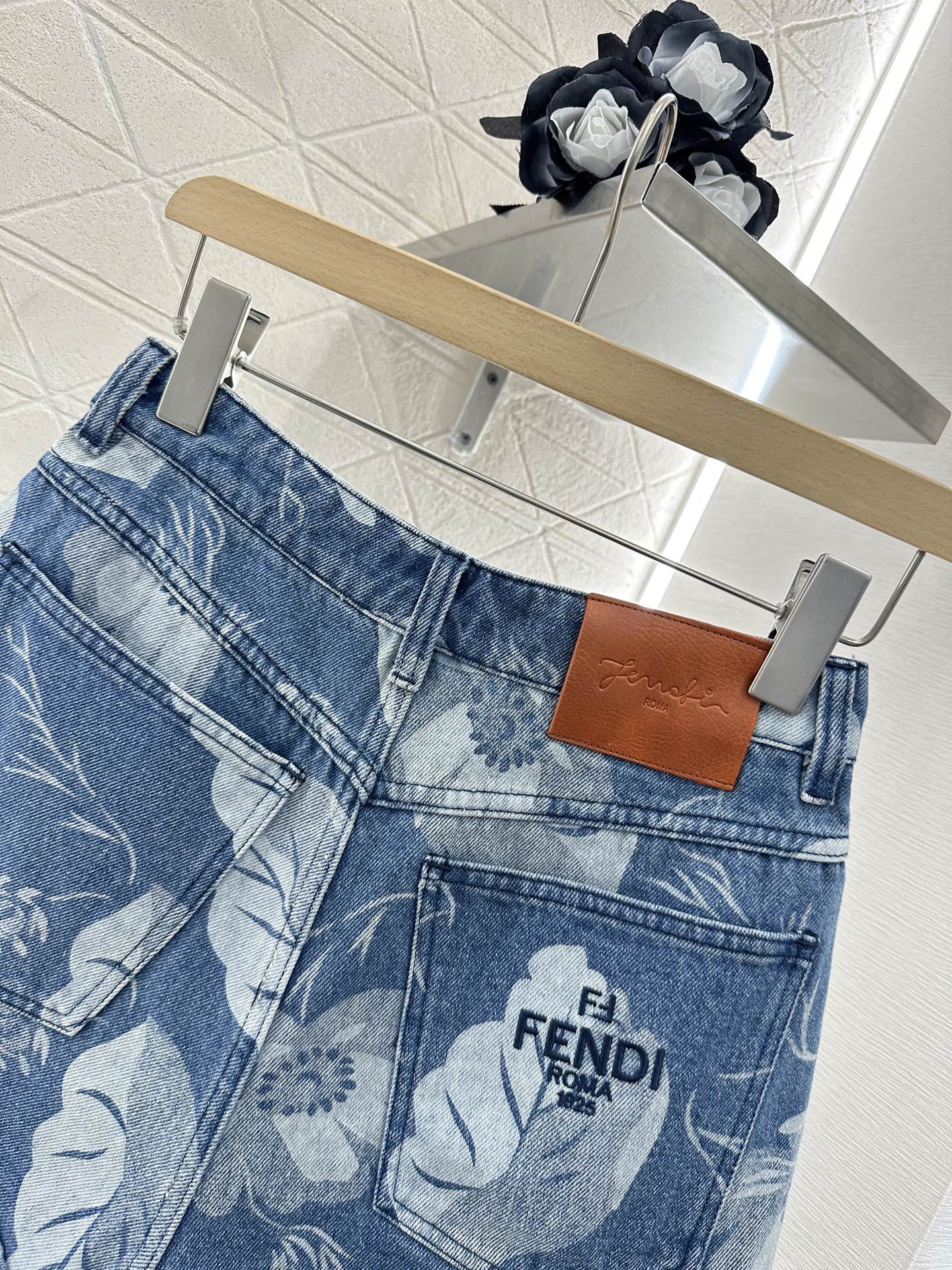F 2025 new product Denim jacket and shorts set