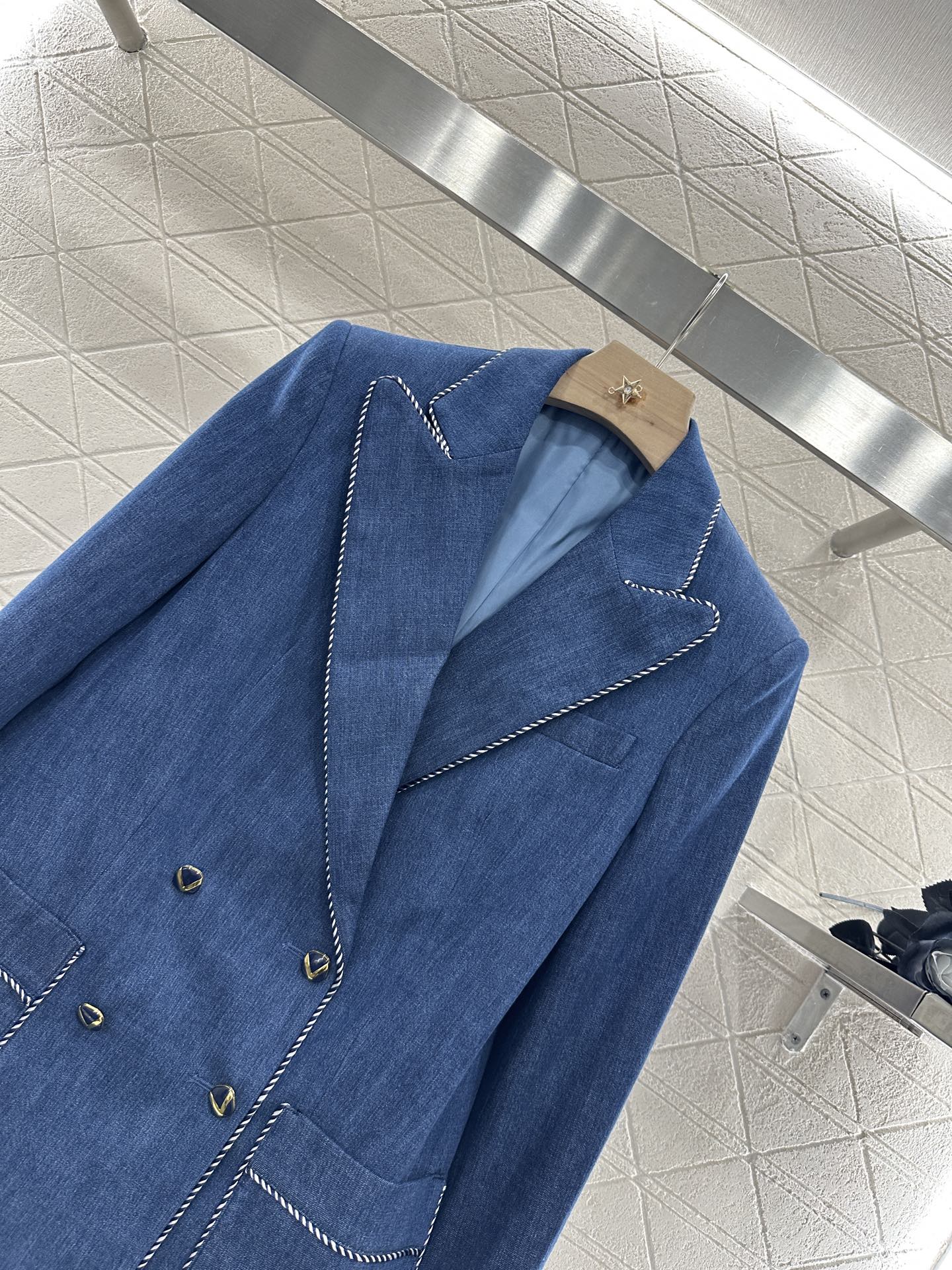 V 2025 new products Denim suit and trousers set