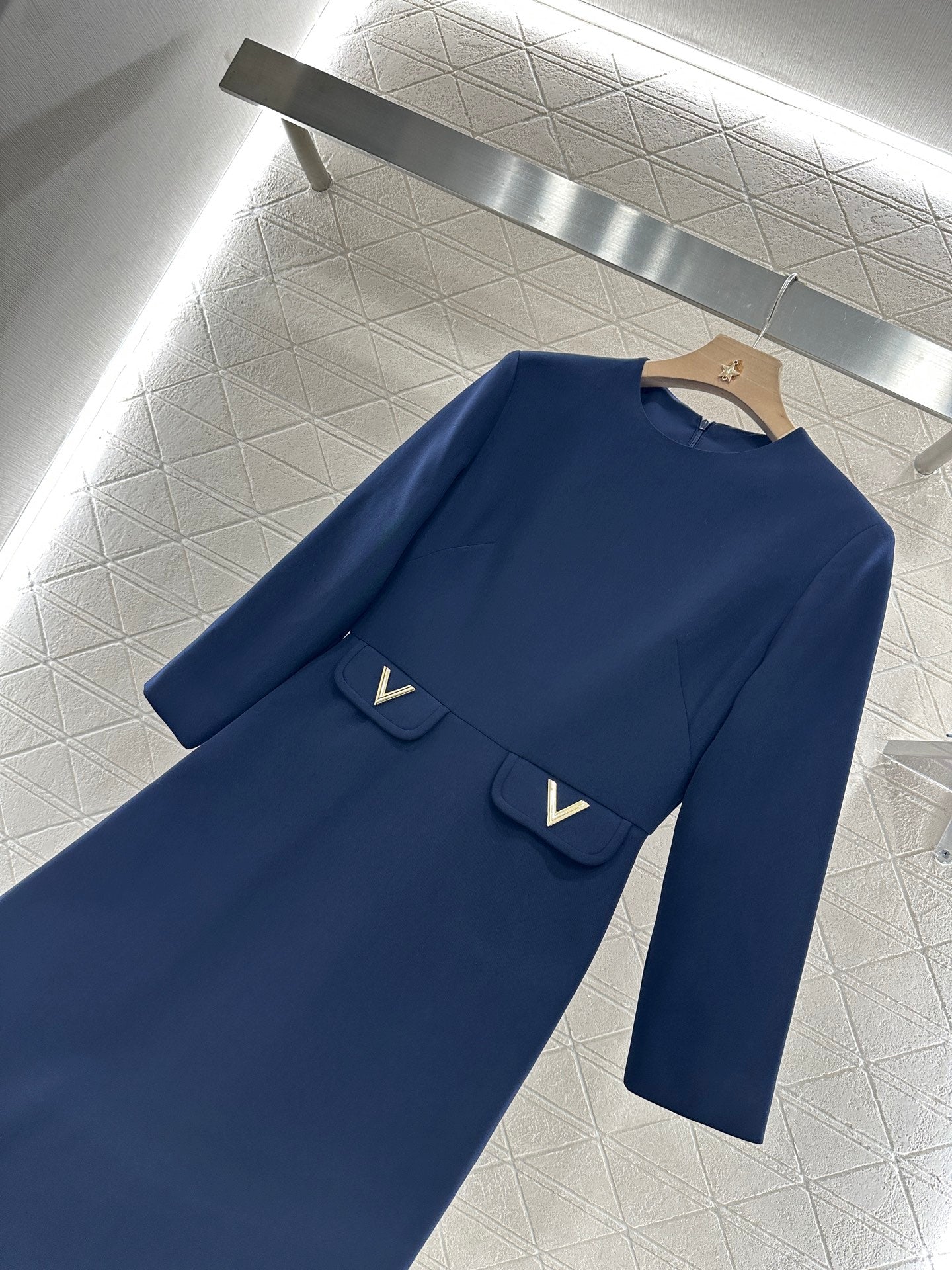 V 2025 neues Produkt Taschenkleid 