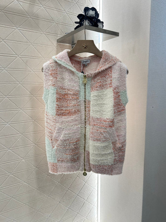 C 2025 new product Hooded knitted vest