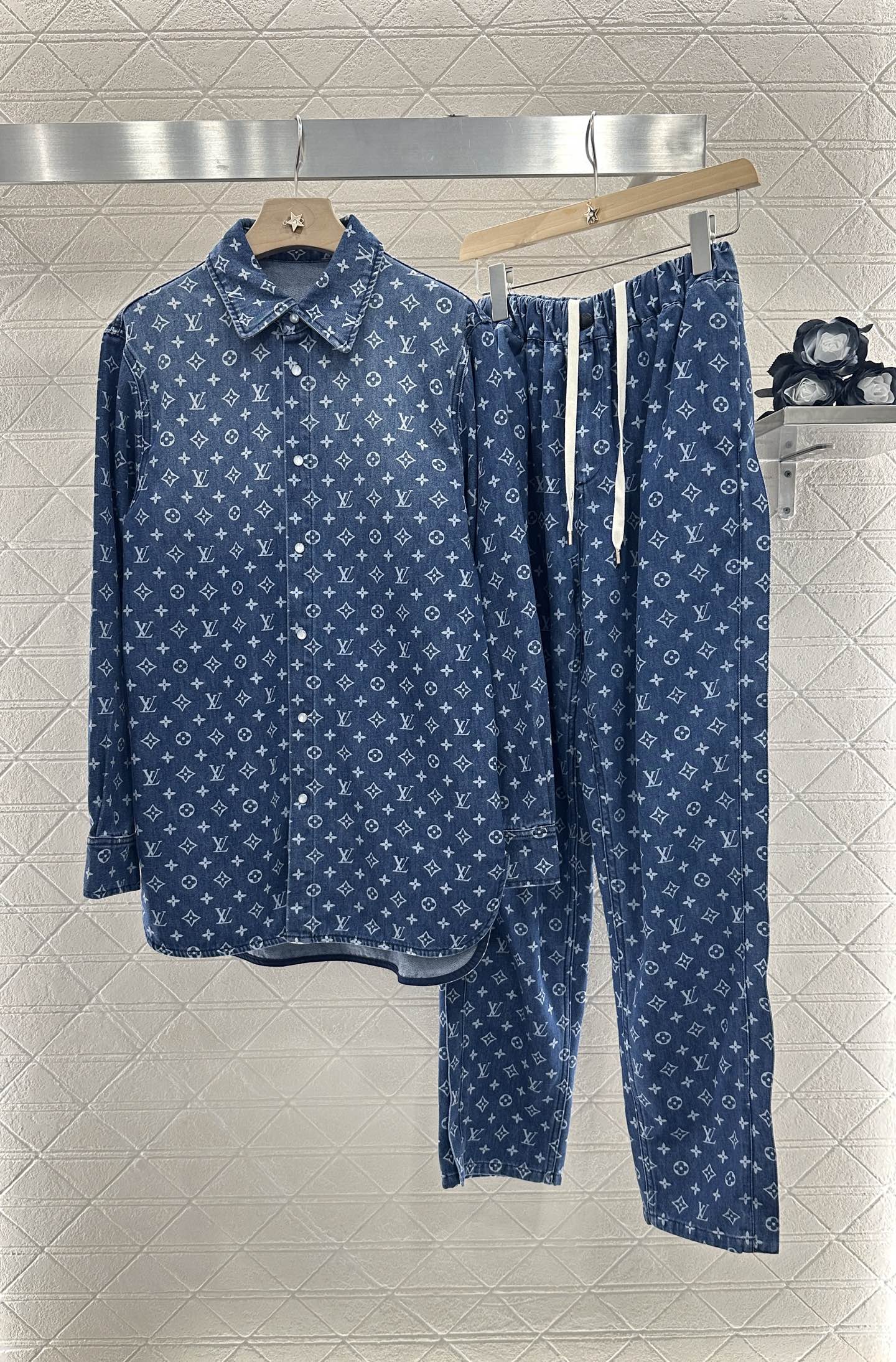L 2025 new products Shirt, jeans and trousers set
