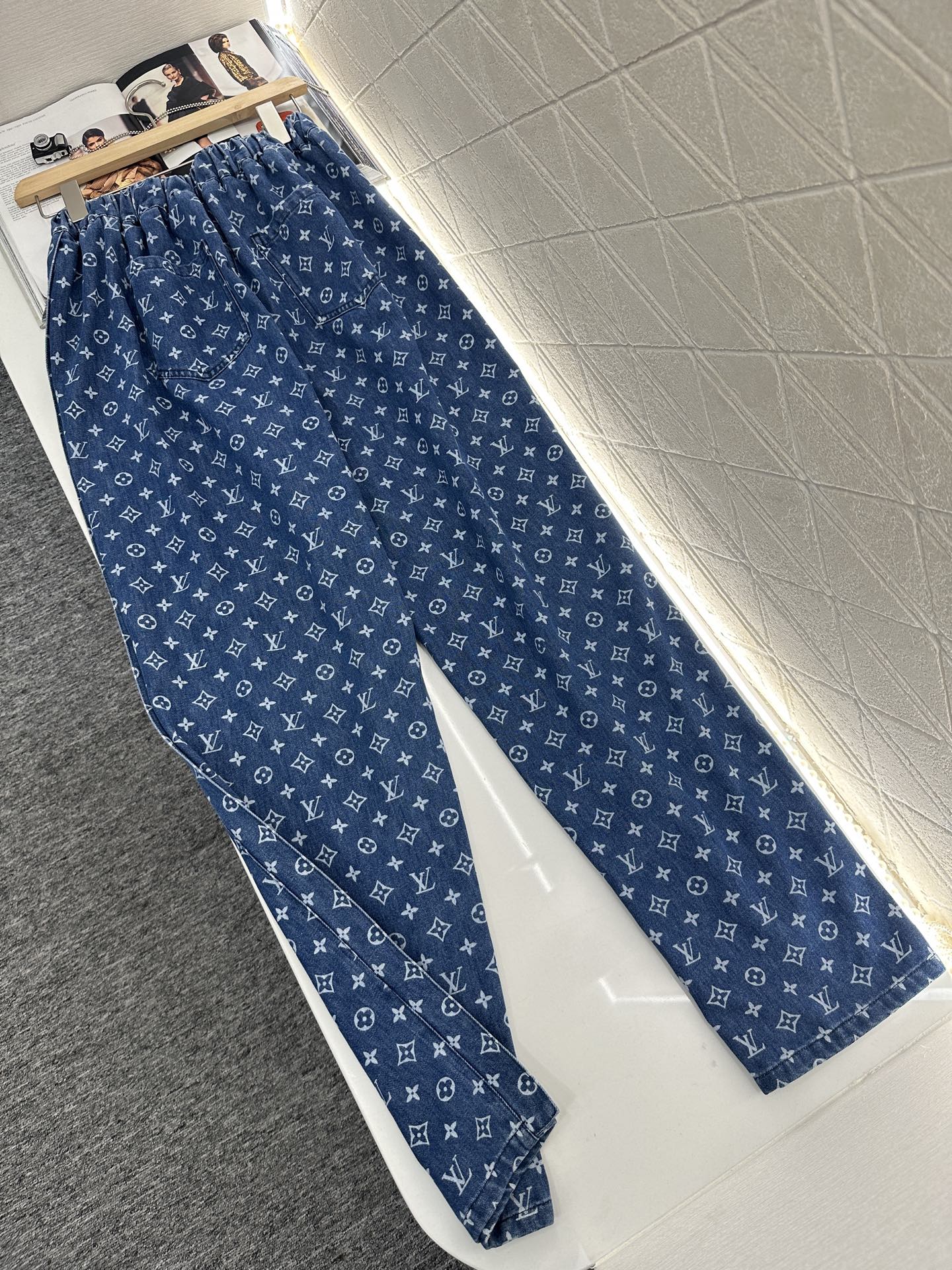 L 2025 new products Shirt, jeans and trousers set