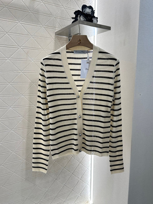 D 2025 new products Knitted cardigan