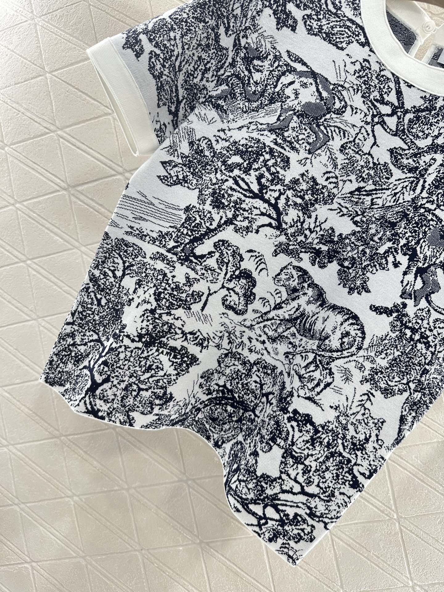 D 2025 new product Jacquard knitted short sleeves