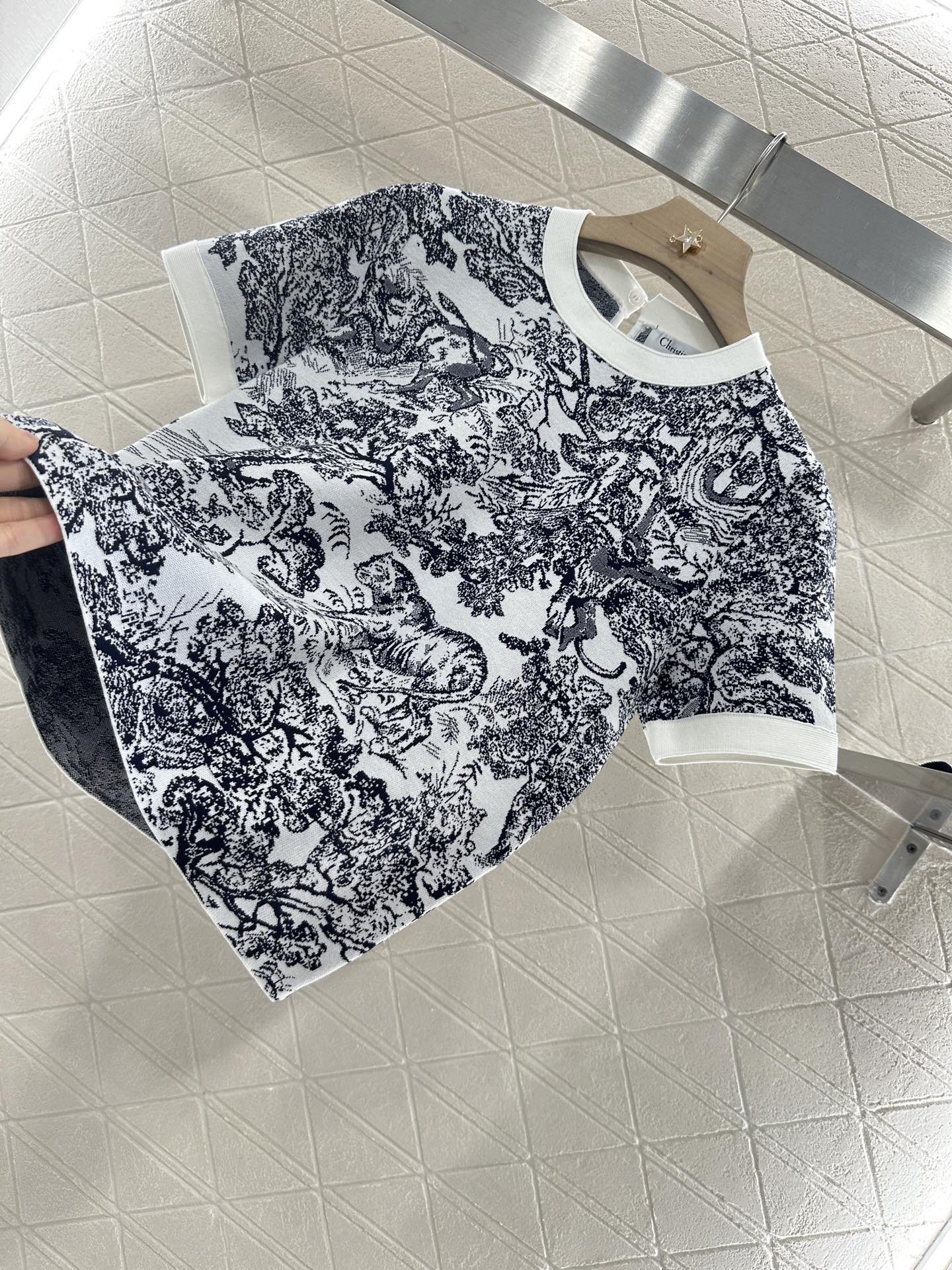 D 2025 new product Jacquard knitted short sleeves