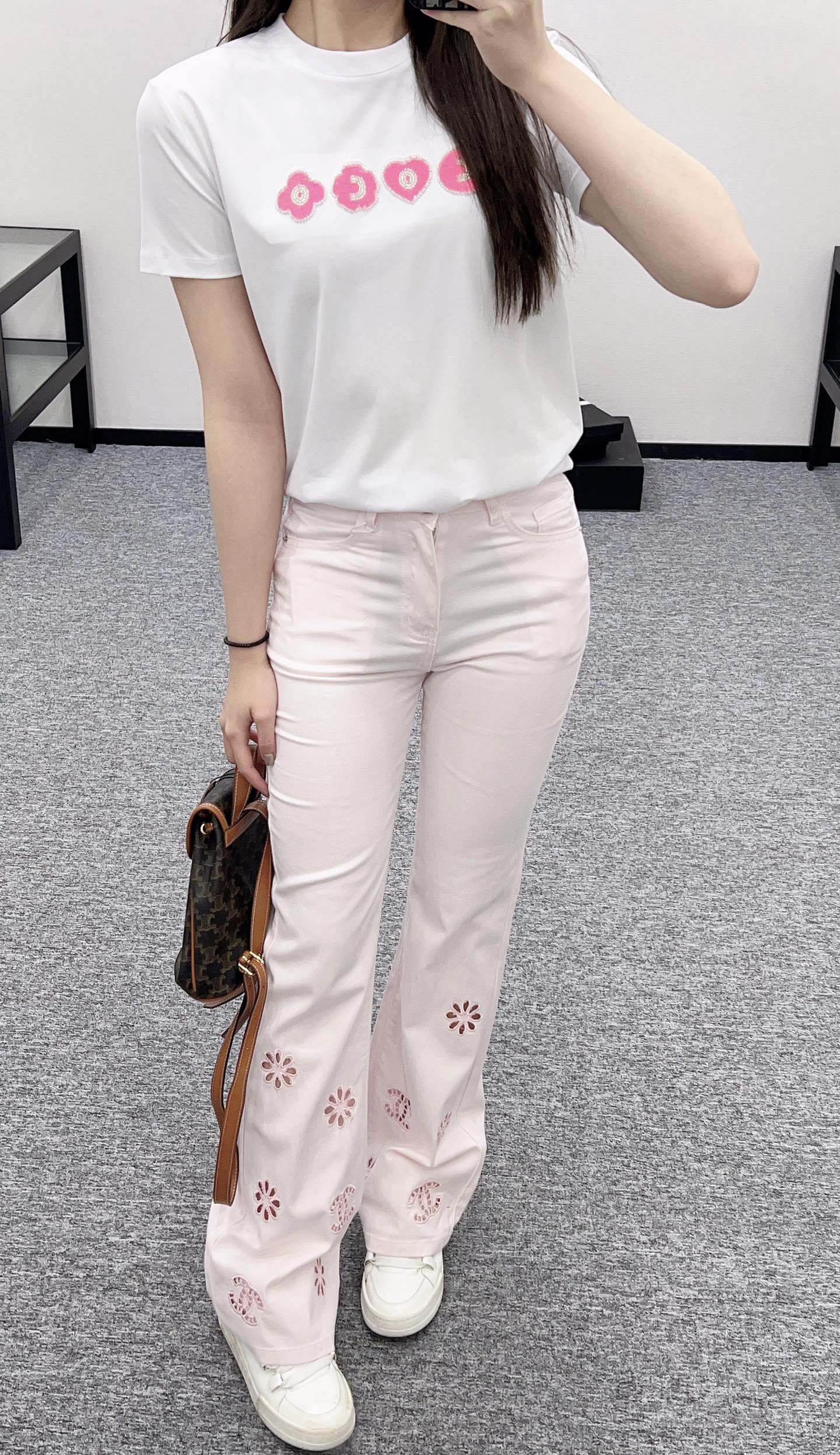 C 2025 new product Hollow embroidered jeans