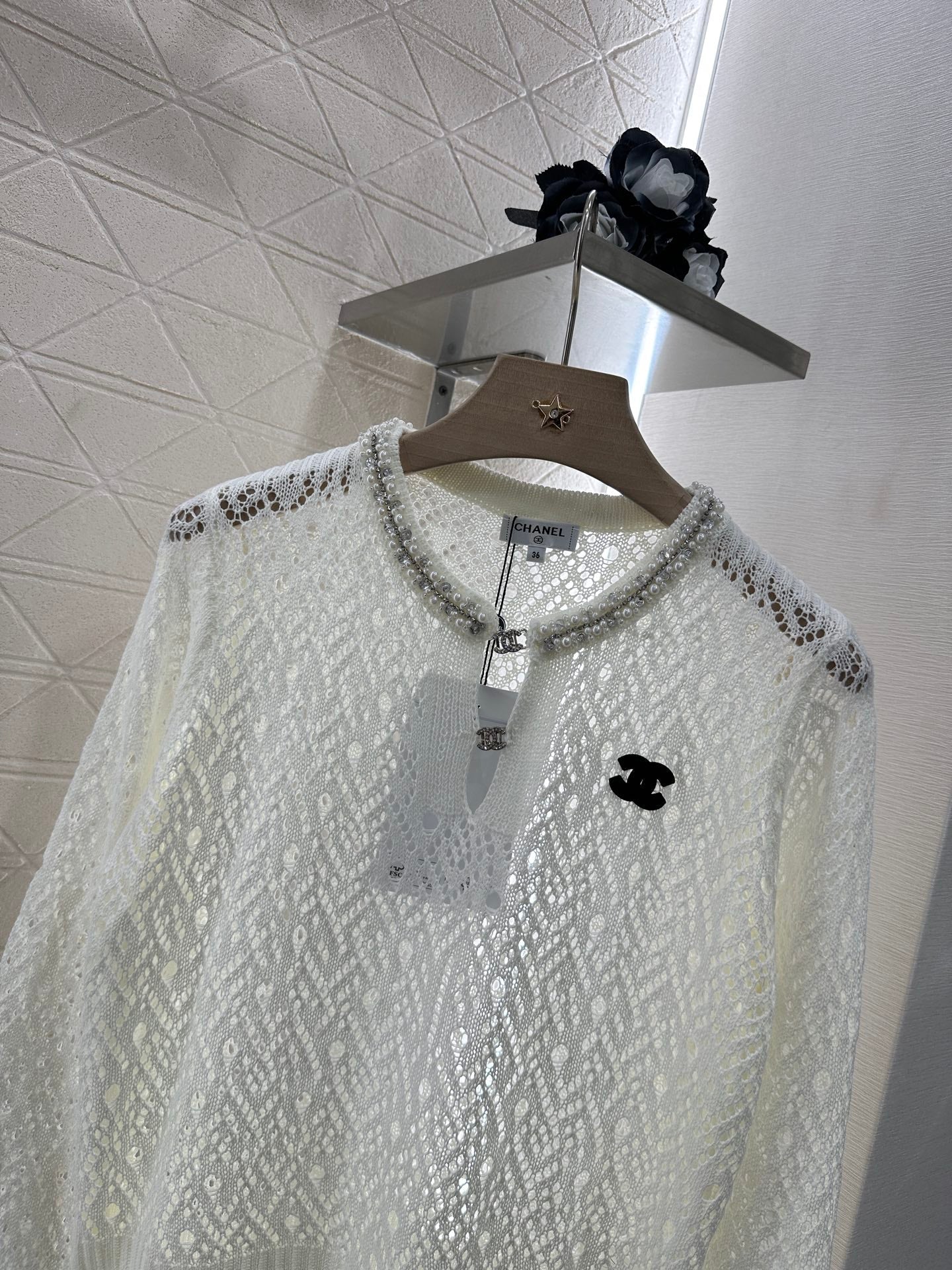 C 2025 new product Pearl hollow long sleeves