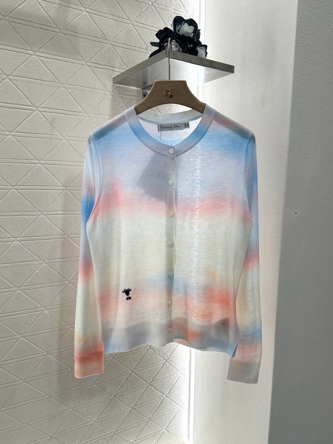 D 2024 new product Gradient knitted cardigan
